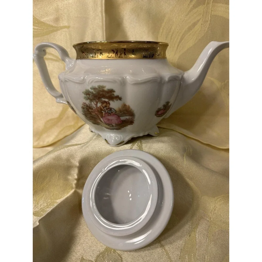 T. Limoges Vizavi Oro Fragonard Teapot Italy 24K Gold Courting Scene w/ Lid NEW